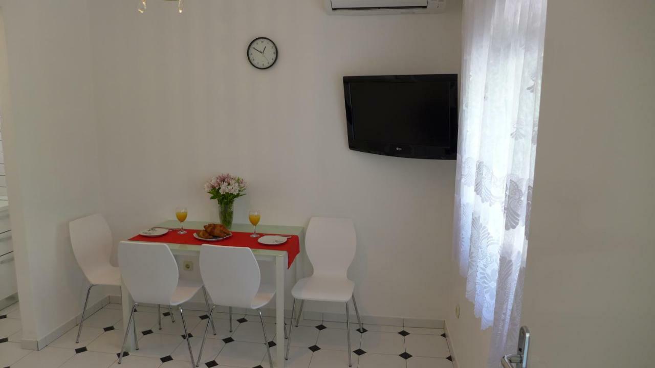 Apartment Epetij Split Exteriör bild